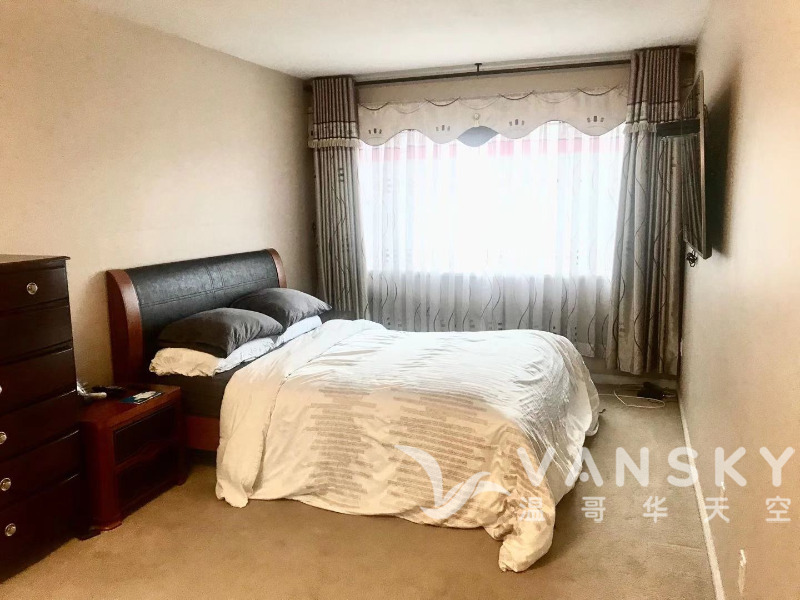 260325113905_master bedroom.jpg